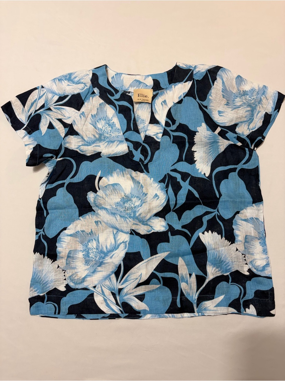 Elie Tahari Petite Medium 100% Linen Floral Top Blue Navy Short Sleeve Resort